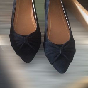Black Suede Vionic Flats